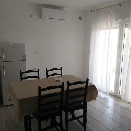 Bartol Διαμέρισμα
