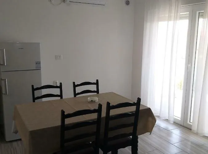 Bartol Apartman